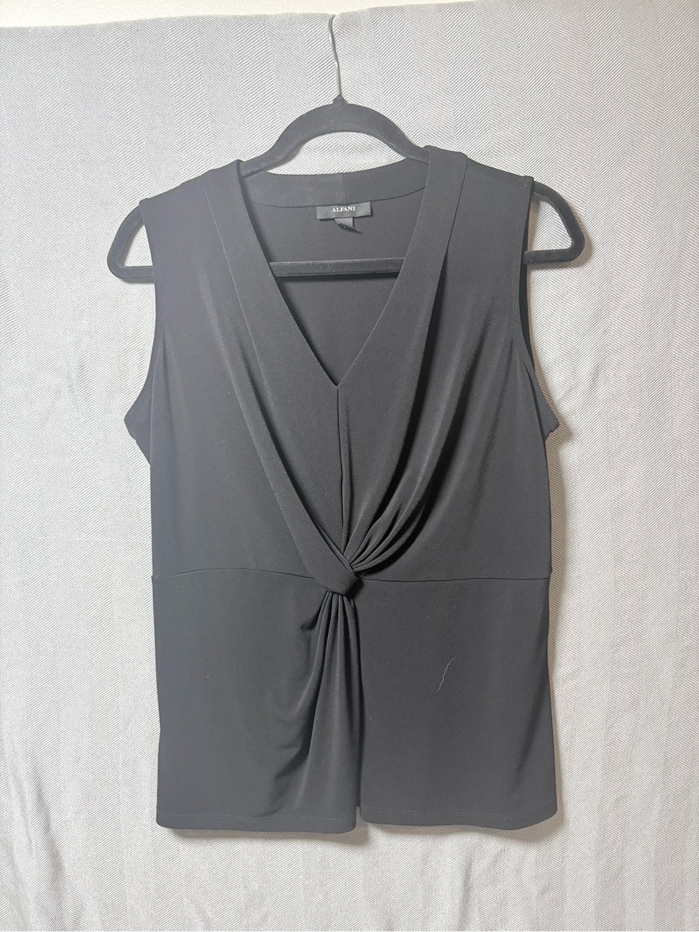 Alfani Black Sleeveless Twist-Front V-Neck Camisole